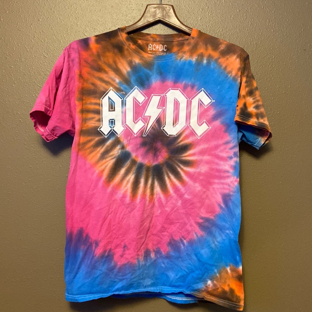 ACDC band t-shirt; size med - Picture 1 of 6